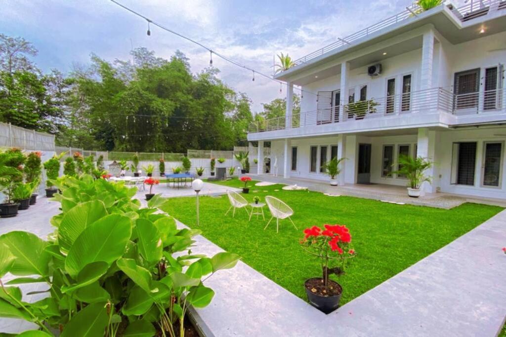 Garden Villa By Villapedia Bogor Eksteriør bilde
